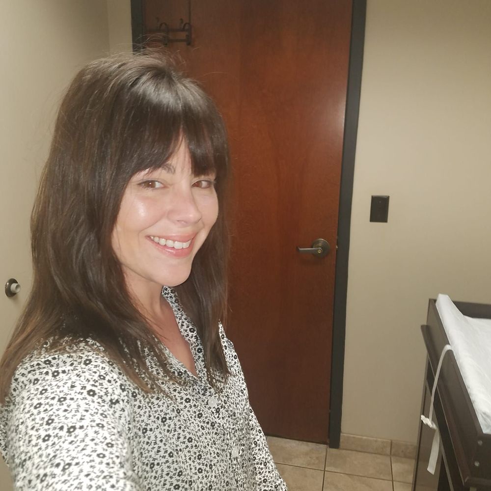 Meet your Posher, Lauren